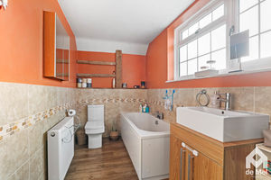 Photo 4- click for photo gallery